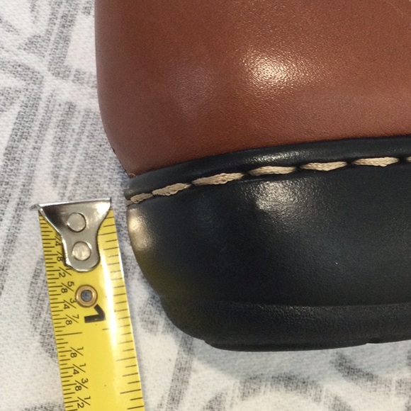 New. Clarks Mary Jane soft cushion leather shoes size 7. - Picture 8 of 8